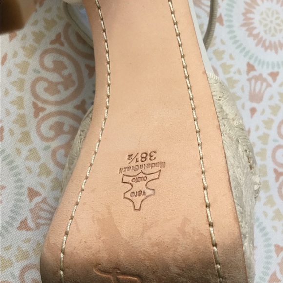 Alice & Olivia Embroidered Cream Color Platform
